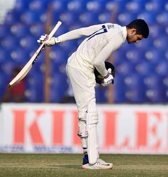 Shubman Gill’s Phenomenal Double Century: इंग्लैंड में रचा इतिहास 2 Shubman Gill scored 200