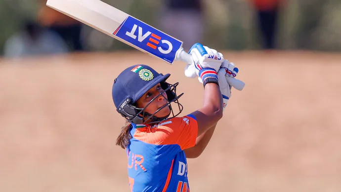 Harmanpreet Kaur_7th Century